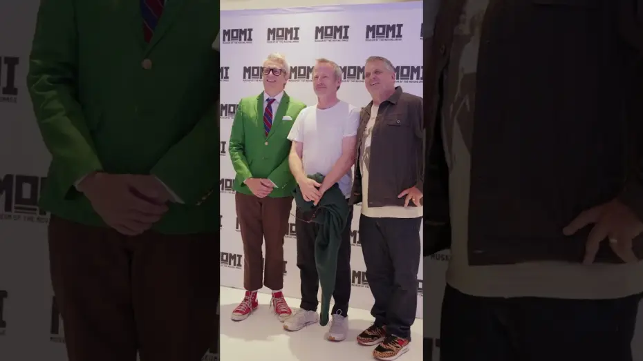 Відео до фільму Jackass 5 — aw shucks… thanks for the warm welcome, momi!