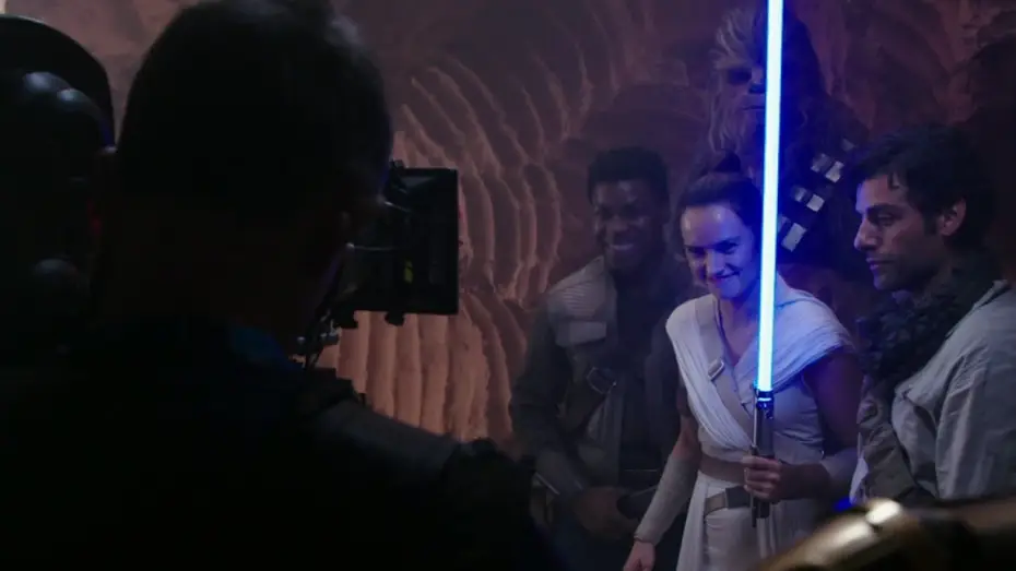 Відео до фільму Зоряні війни: Епізод 9 &mdash; Скайвокер. Сходження | Star Wars : L'Ascension de Skywalker - Reportage : "L'h&eacute;ritage Star Wars" [VOST]