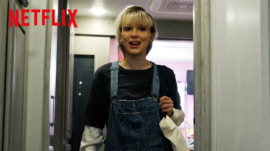 Відео до фільму Електричний штат | A Day On Set With Millie Bobby Brown