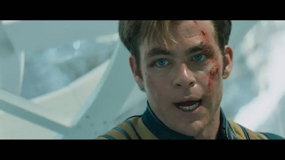 Відео до фільму Зоряний шлях: За межами Всесвіту | STAR TREK BEYOND - Featurette con scene in italiano "il Capitano Kirk"