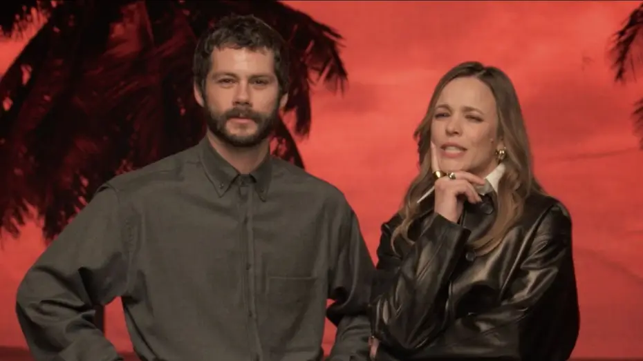 Відео до фільму Допоможіть | Intl Greeting