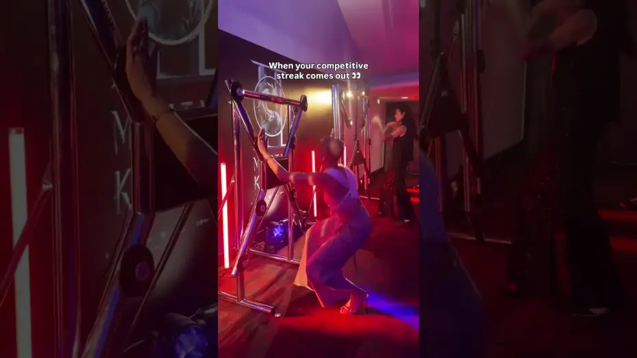 Відео до фільму Мортал Комбат ІІ — Some serious skills from Adeline Rudolph & Tati Gabrielle at the MORTAL KOMBAT II European Fan Event