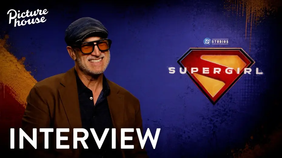Відео до фільму Суперґьорл — Interview with director Craig Gillespie