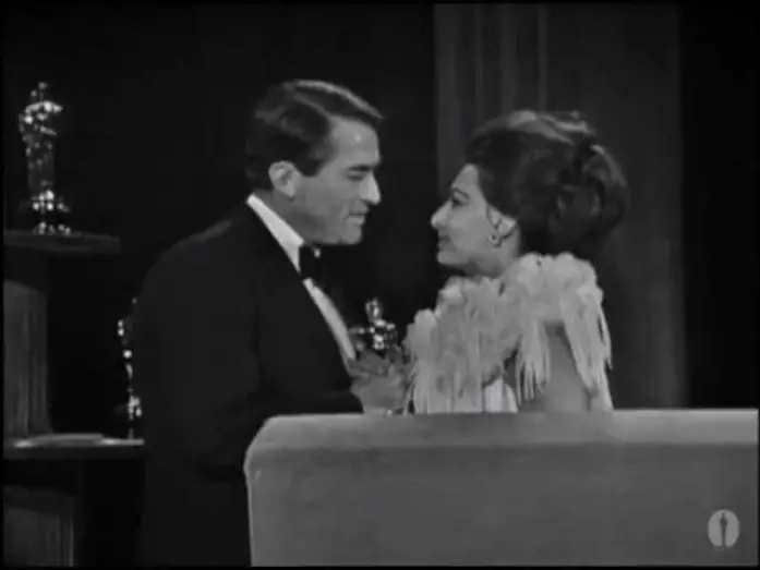 Відео до фільму Вбити пересмішника | Gregory Peck Wins Best Actor: 1963 Oscars