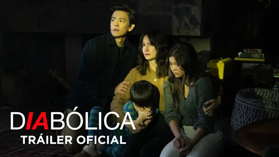 Відео до фільму Вона слухає | Tr&aacute;iler oficial en espa&ntilde;ol