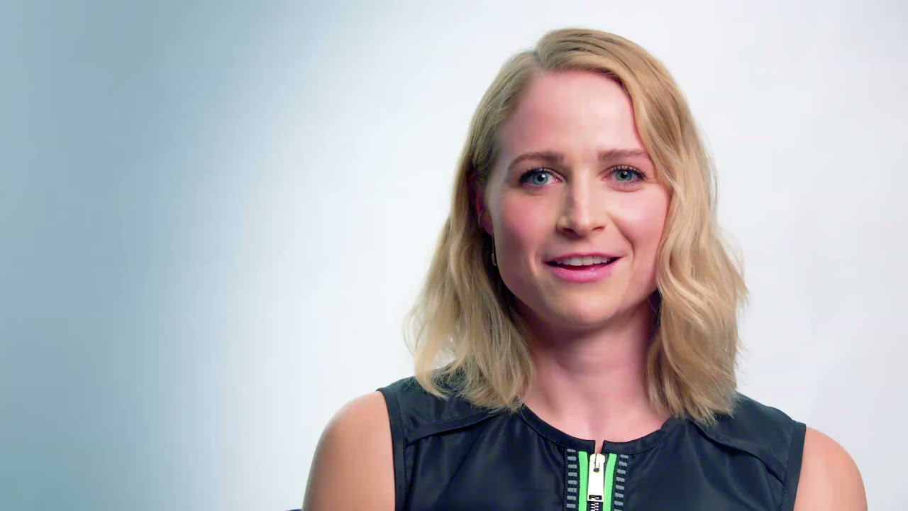 Відео до фільму Цензорка | Niamh Algar and Prano Bailey-Bond On the Making of Brand New British Horror Film 'Censor'