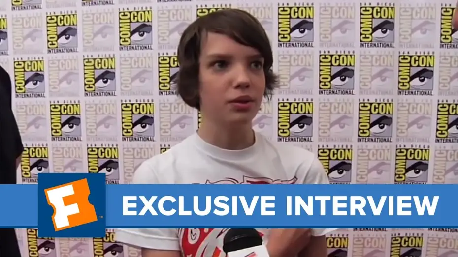 Відео до фільму Впусти мене — Let Me In Kodi Smit-McPhee Comic-Con 2010 Exclusive Interview | Comic Con | FandangoMovies