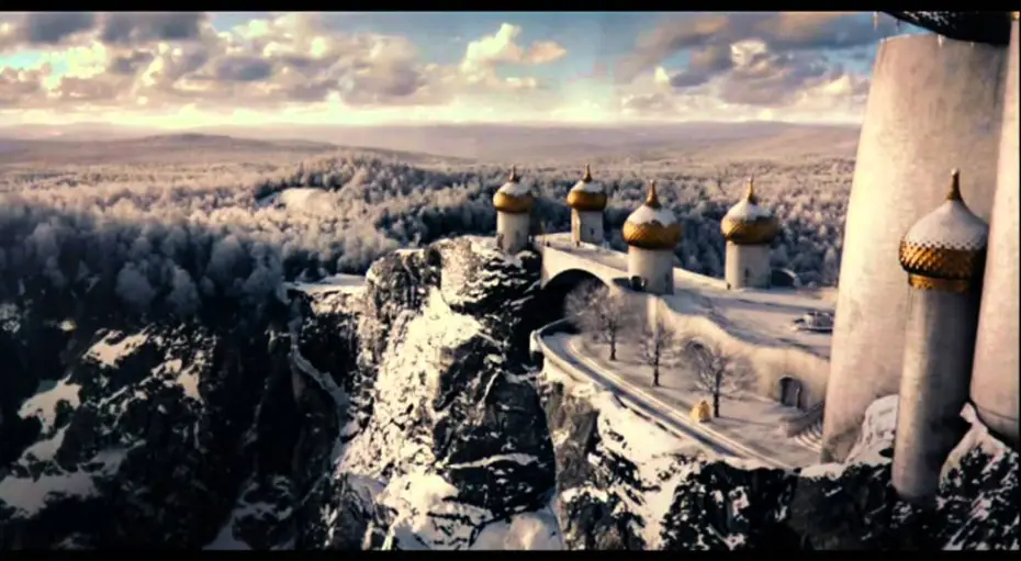 Відео до фільму Білосніжка: Помста гномів — BLANCANIEVES (MIRROR, MIRROR) - Tráiler HD en Español