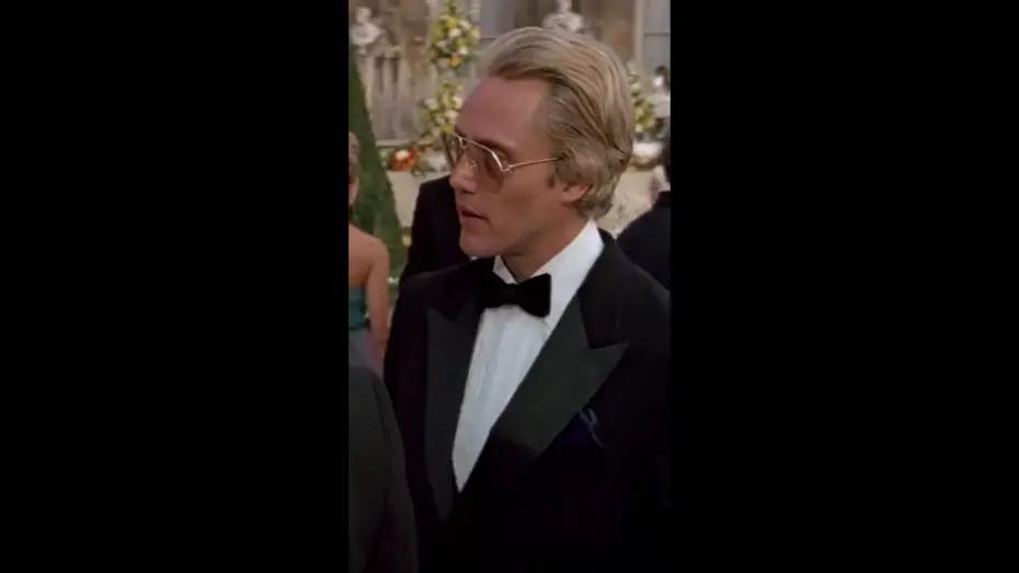 Відео до фільму 007: Вид на вбивство — Bond Meets Max Zorin