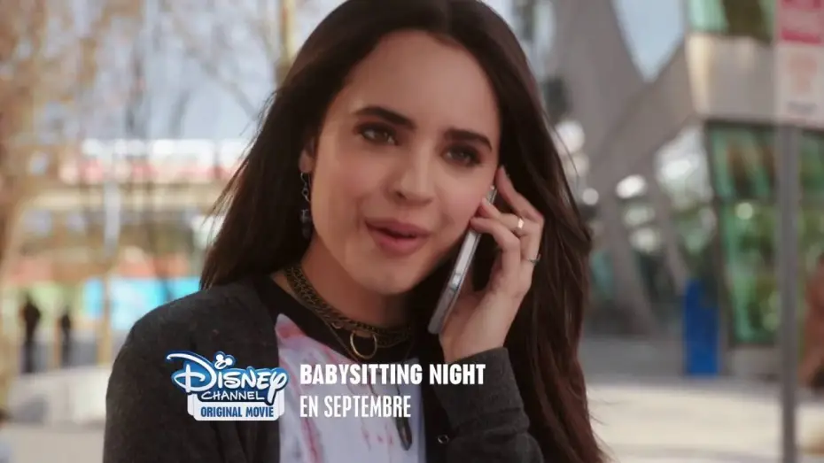 Відео до фільму Adventures in Babysitting — Babysitting Night - En septembre sur Disney Channel !