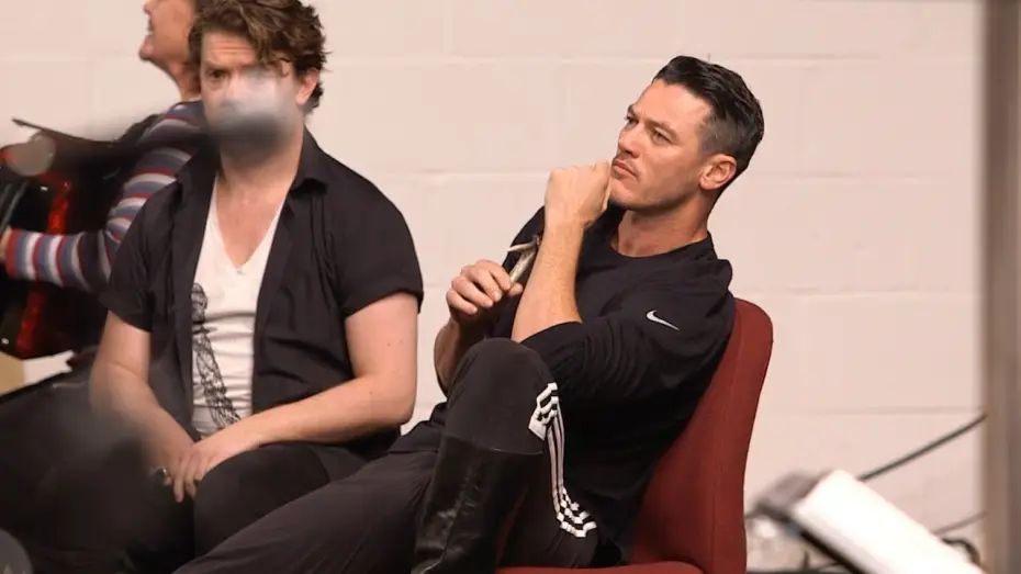 Відео до фільму Красуня і Чудовисько | La Bella e la Bestia - Table Read: il personaggio di Gaston - Featurette