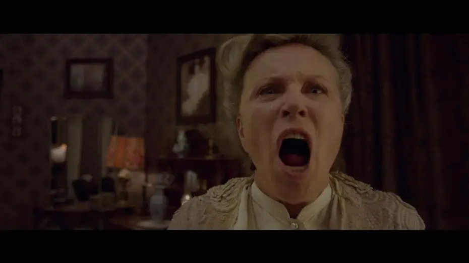 Відео до фільму Damaged | Oficjalny zwiastun komedii (nie)obyczajowej