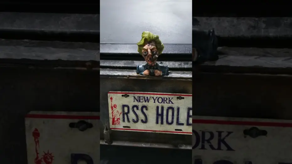 Відео до фільму Спіймати на гарячому | Keeping it British&hellip; and a little bit unhinged.