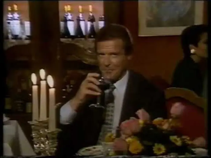 Відео до фільму 007: Голдфінгер | TRAILER FELIZ ANIVERSARIO 007 JAMES BOND mp4