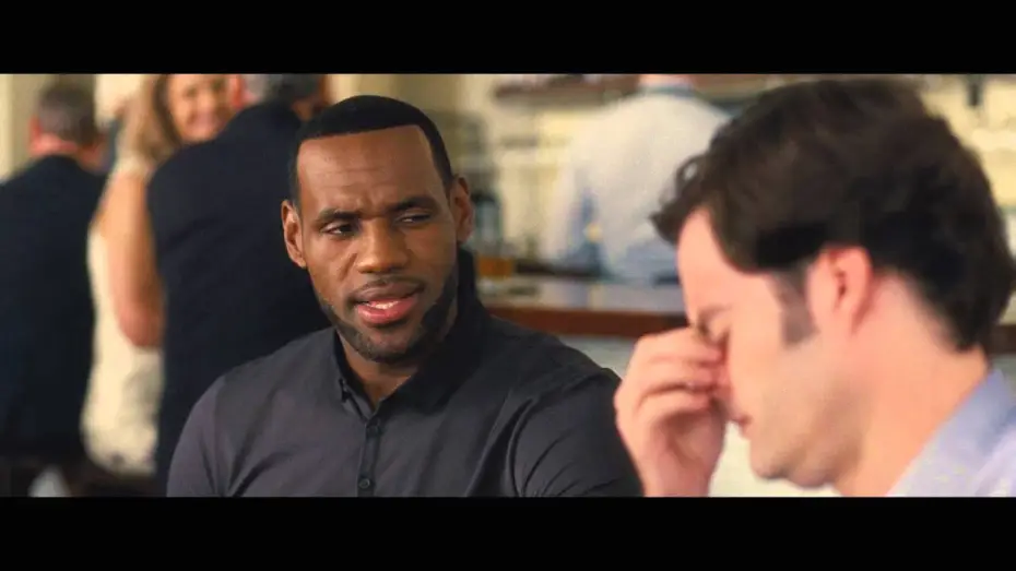Відео до фільму Дівчина без комплексів — Crazy Amy / Extrait "LeBron James explique pourquoi Cleveland est une ville géniale" VF