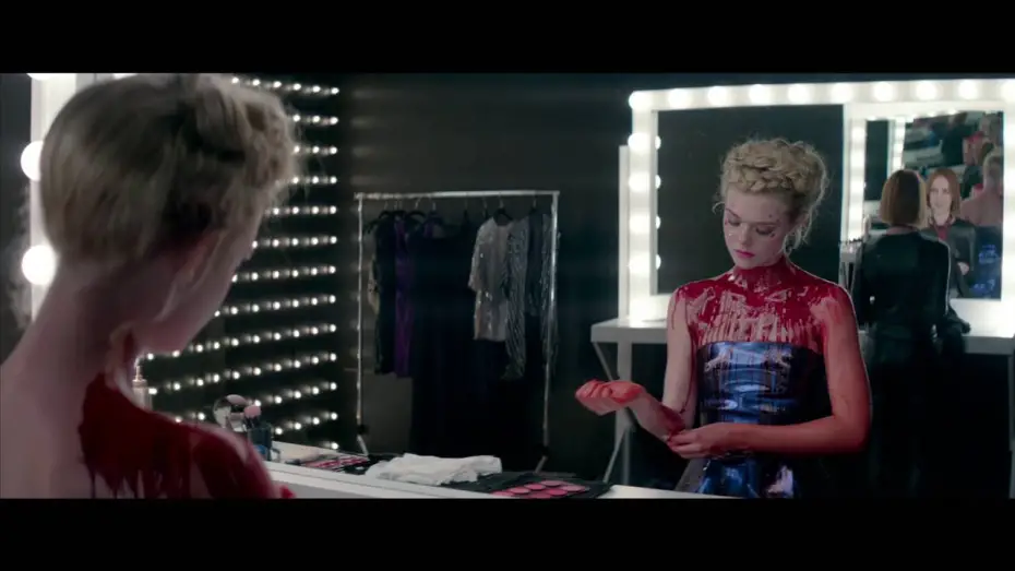 Відео до фільму Неоновий демон | 'I'm Ruby' Clip