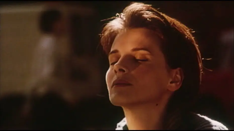 Відео до фільму Три кольори: Синій | Three Colors: Blue (1993) - Trailer