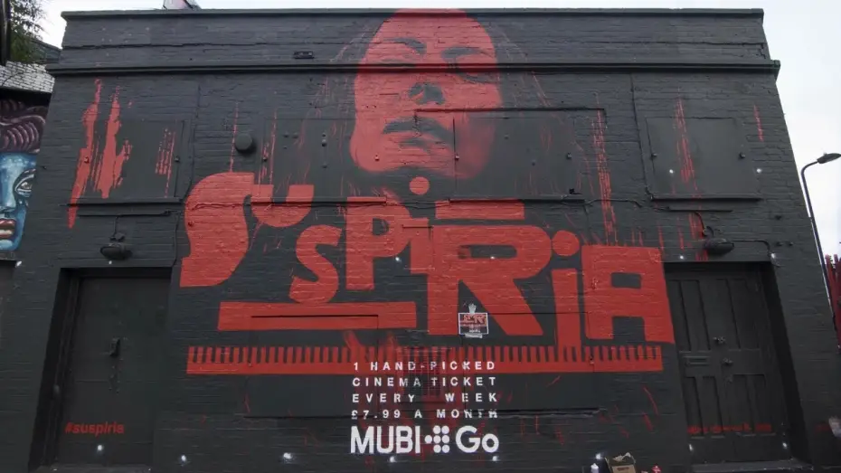 Відео до фільму Суспірія — SUSPIRIA Mural Timelapse