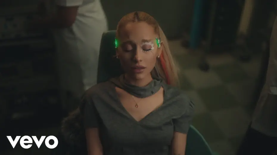 Відео до фільму we can't be friends | Ariana Grande - we can't be friends (wait for your love) (official music video)