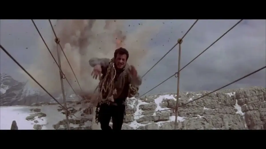 Відео до фільму Скелелаз | Cliffhanger Trailer deutsch/german 1080p!