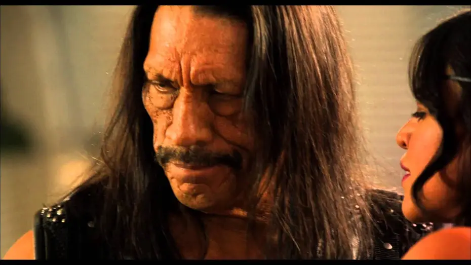 Відео до фільму Мачете вбиває — MACHETE KILLS - Extrait 4 - VF - Danny Trejo, Michelle Rodriguez, Amber Heard