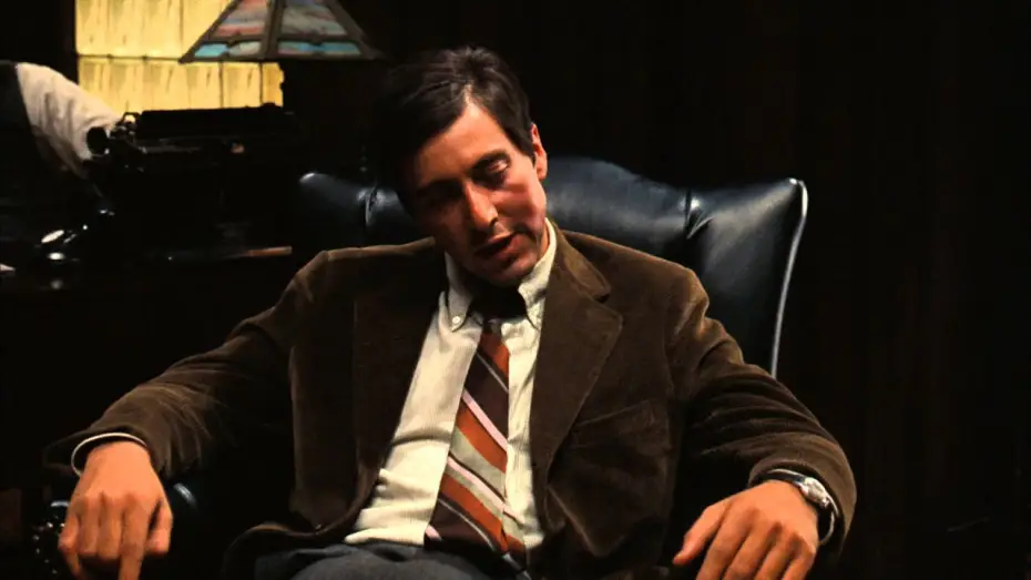 Відео до фільму Хрещений батько | Le Parrain - Extrait VF