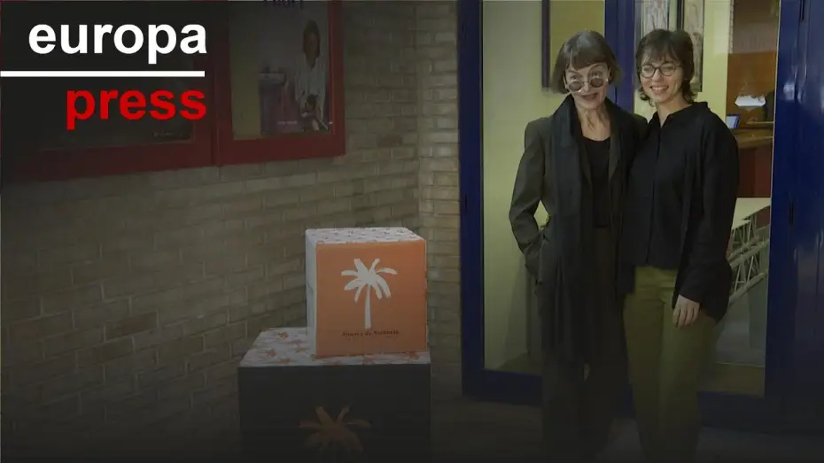 Відео до фільму Un bany propi | La pel&iacute;cula valenciana 'Un bany propi' inaugura la Mostra de Cine de Val&egrave;ncia