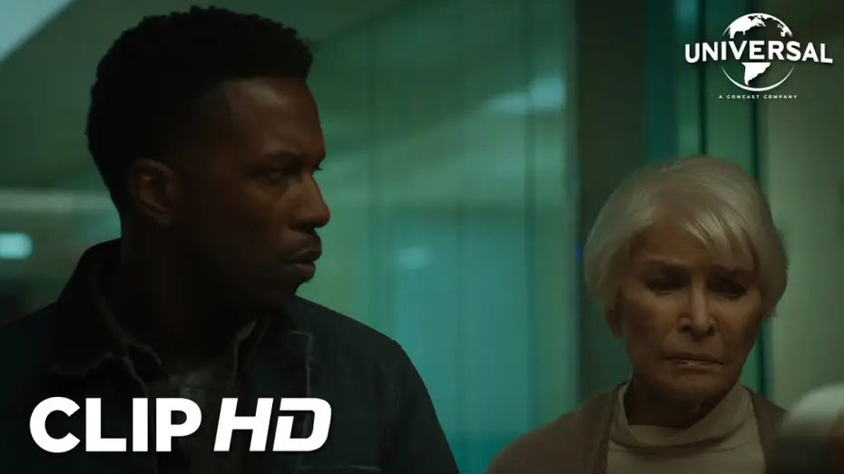 Відео до фільму Екзорцист: Вірянин | Clip - Chris MacNeil ve a Angela en el hospital
