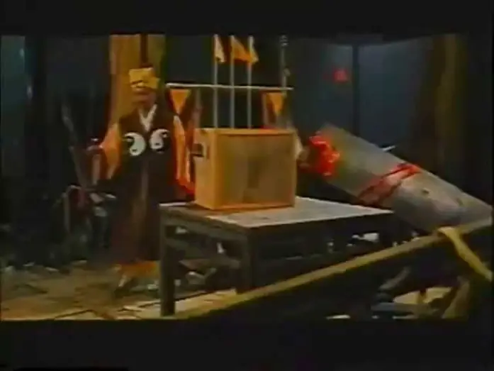 Відео до фільму 僵尸小子II：天外天小子 | Five Venoms VS Wutang - part 1 of 3