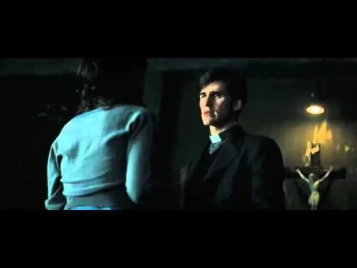 Відео до фільму Обряд — EL RITO - Primer trailer subtitulado al español
