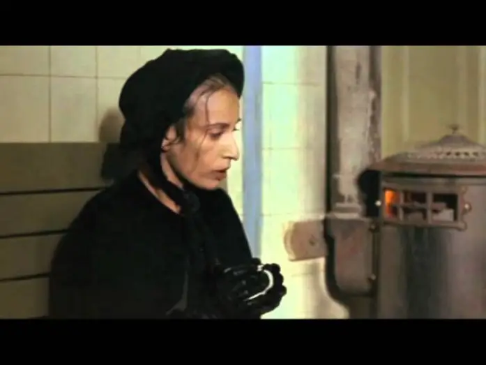 Відео до фільму Passione d'amore | PASSIONE D'AMORE -Fosca e Giorgio alla stazione del treno-. Regia di Ettore Scola (1981)