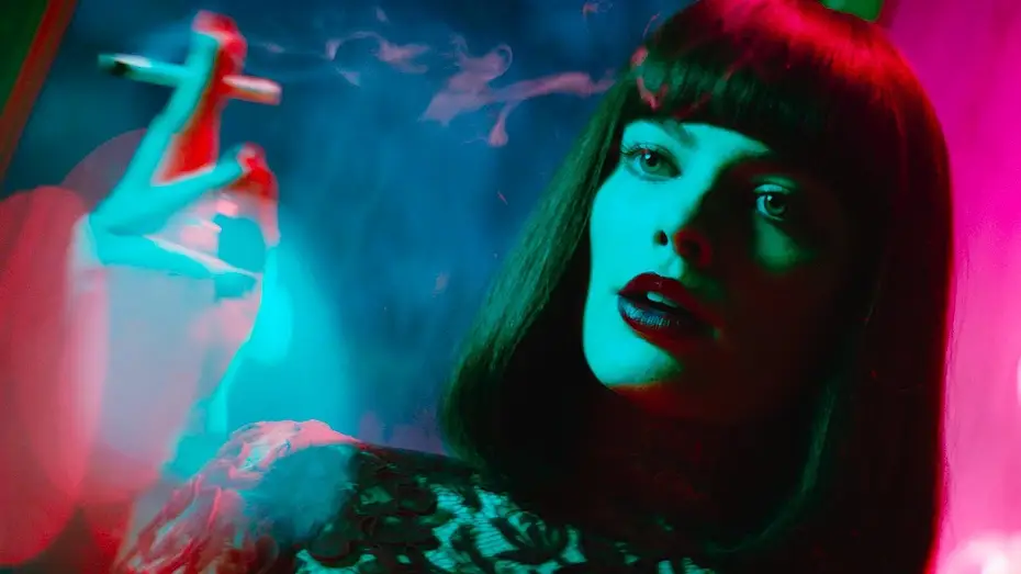 Відео до фільму Термінал — She always gets what she wants