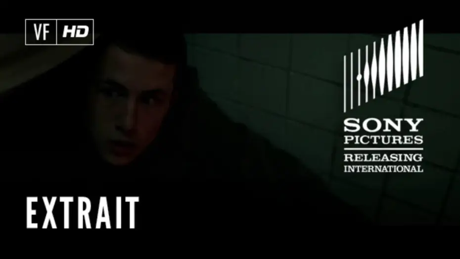 Відео до фільму Не дихай | Don't Breathe - La Maison des T&eacute;n&egrave;bres - Extrait VF - Tension In The Hallway