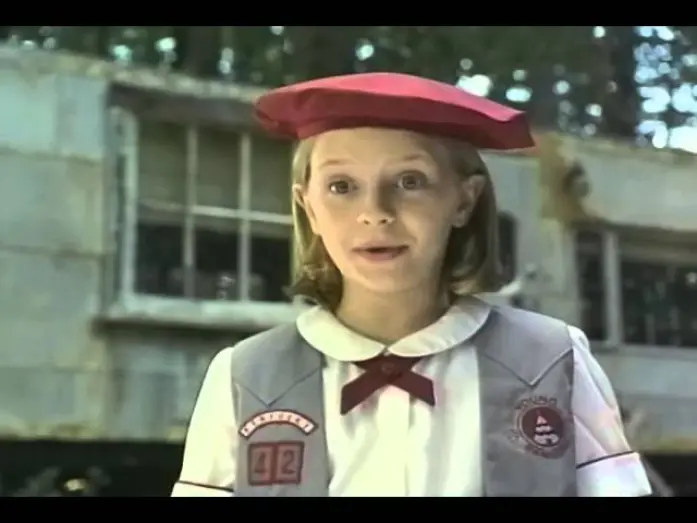 Відео до фільму Lawn Dogs | Lawn Dogs Trailer 1998