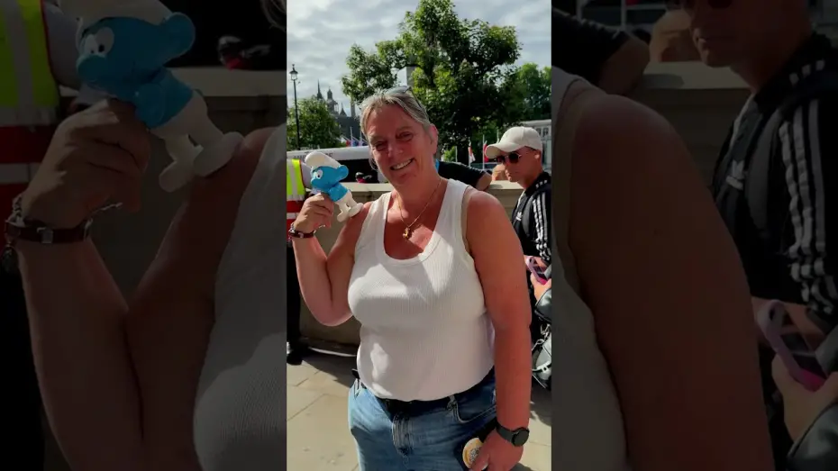 Відео до фільму Smurfs | Smurfs In London