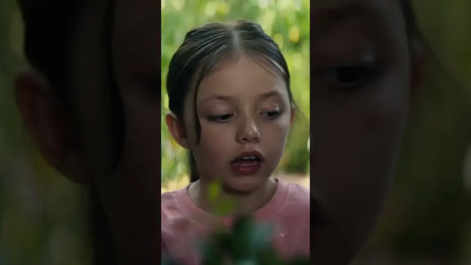 Відео до фільму Мумія Лі Кроніна — The Stranger Gave Her Candy…