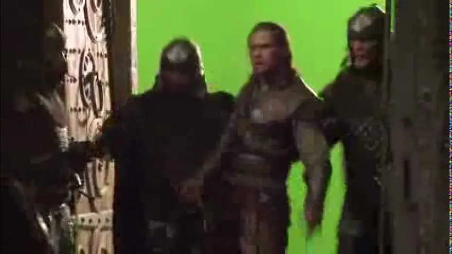 Відео до фільму Білосніжка та мисливець | Il primo giorno di Chris Hemsworth sul set di Biancaneve e il Cacciatore (sottotitoli in italiano)