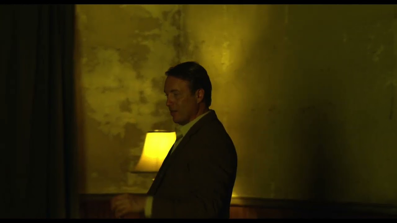 Переглянути трейлер фільму