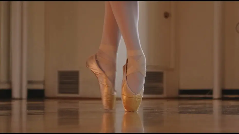 Відео до фільму Relevé — Relevé - A Short Film by Charlotte Schaub and Jo Connors