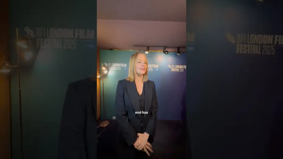 Відео до фільму Приватне життя — Take a seat in the psychiatrist's couch of Jodie Foster's A PRIVATE LIFE character...