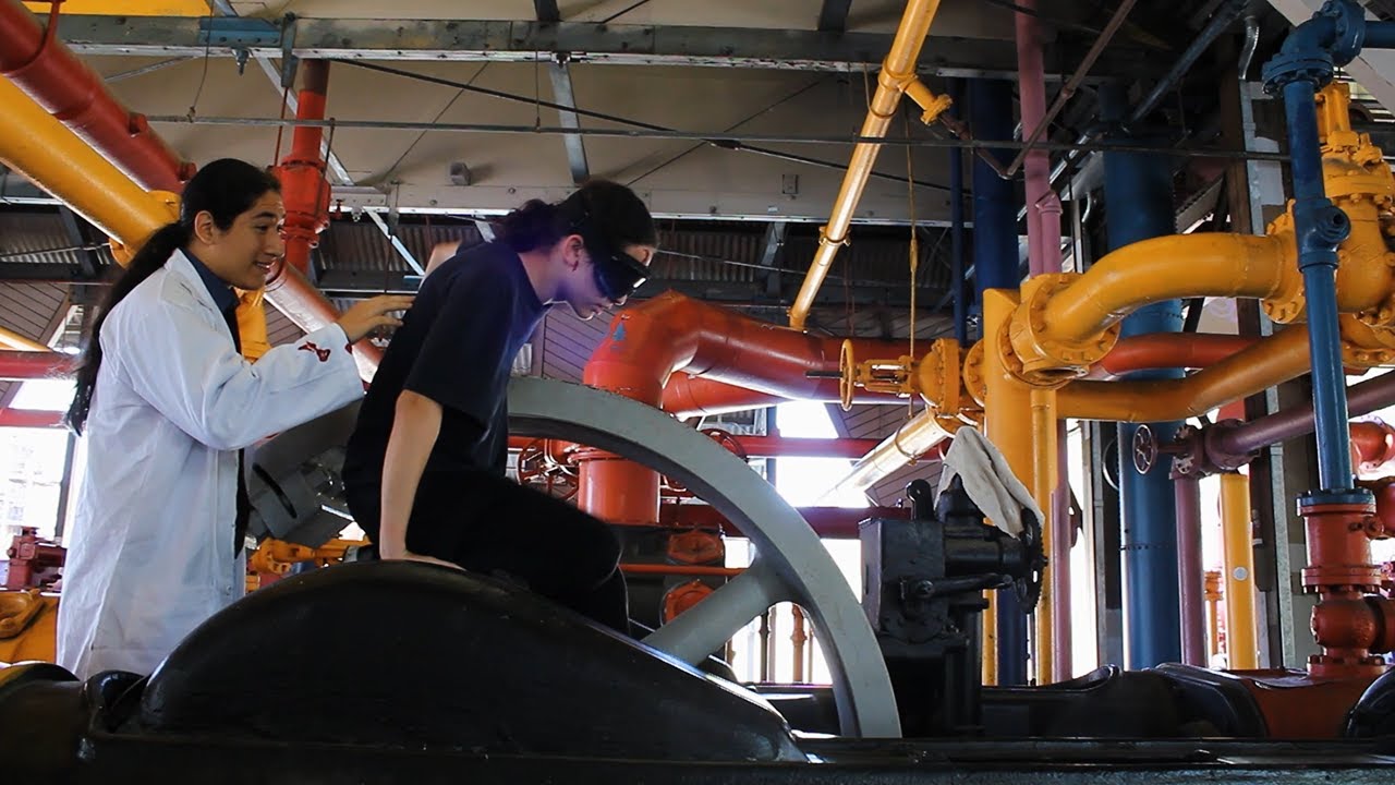 Відео до фільму Look! | Look! (2023) Teaser Trailer