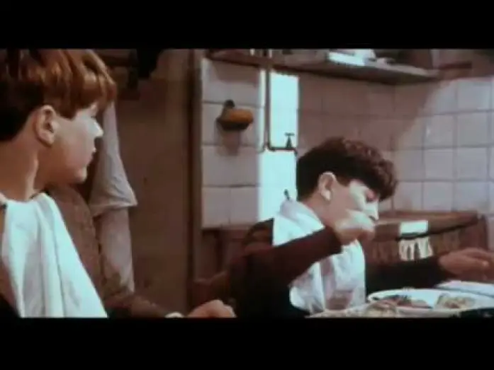 Відео до фільму Амаркорд | Amarcord Trailer (Federico Fellini, 1973)