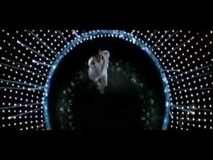 Відео до фільму Еон Флакс — Aeon Flux Trailer en Español