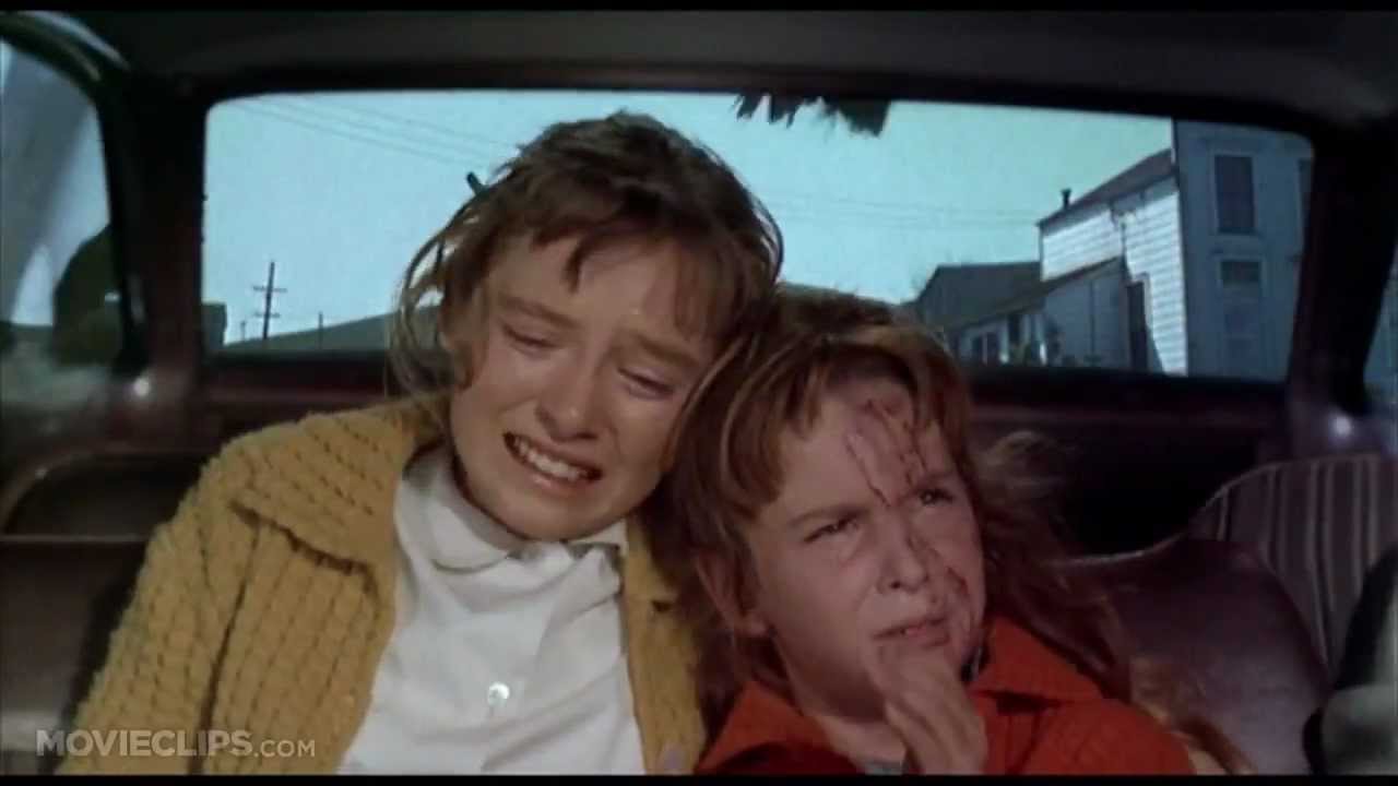 Відео до фільму Птахи | The Birds (1963) - 100th Anniversary Classic Moments [HD]