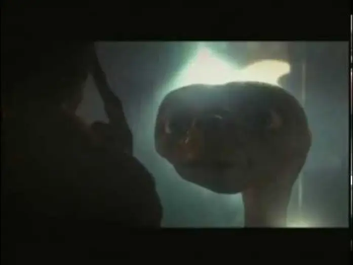 Відео до фільму Іншопланетянин | E.T. l'extra-terrestre (1982) - Trailer ITALIANO