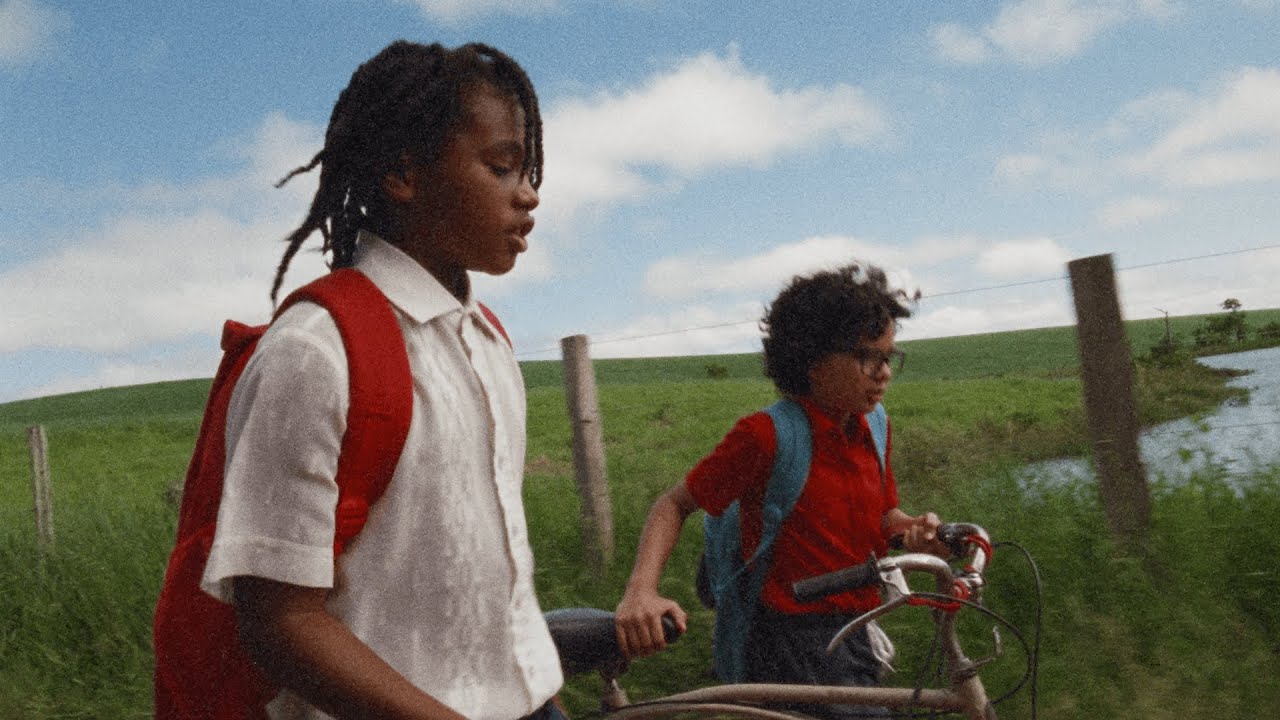 Відео до фільму Alinhamento Milenar: Official Short-Film | J&atilde;o - Alinhamento Milenar (Curta-Metragem Oficial)