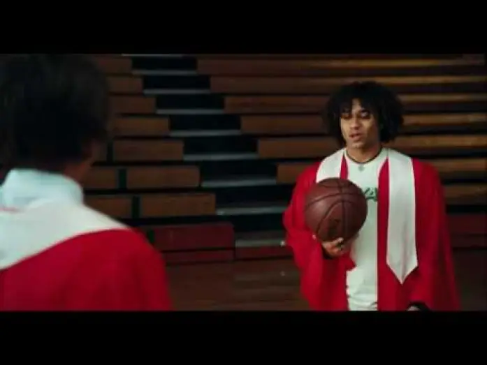 Відео до фільму Шкільний мюзикл 3: Випускний | High School Musical 3: Senior Year (trailer italiano)