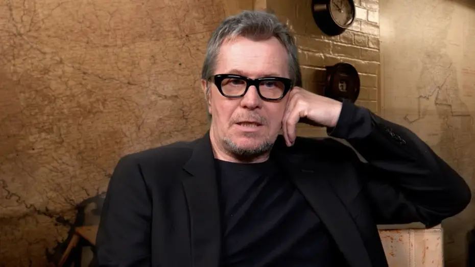 Відео до фільму Темні часи | L'ORA PI&Ugrave; BUIA - Intervista a Gary Oldman - Parte 3