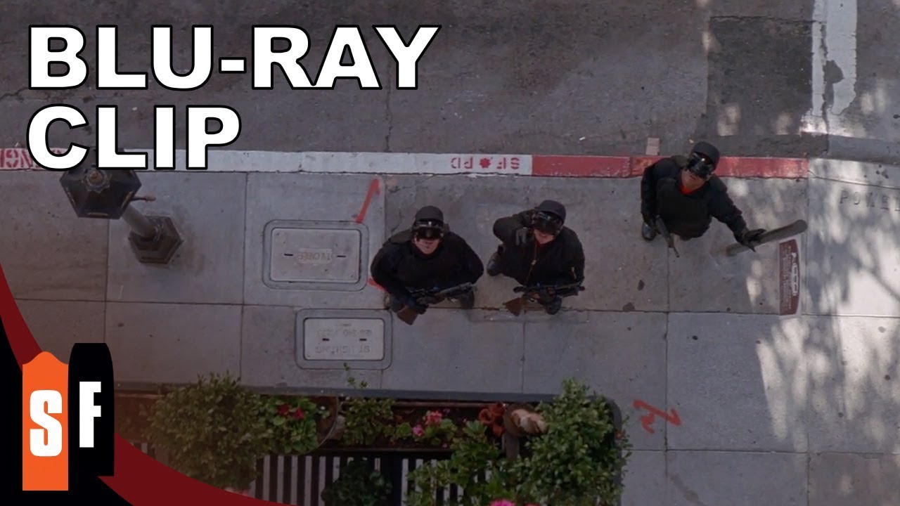 Відео до фільму Спогади людини-невидимки | Memoirs Of An Invisible Man (1992) - Clip: Breaking And Entering