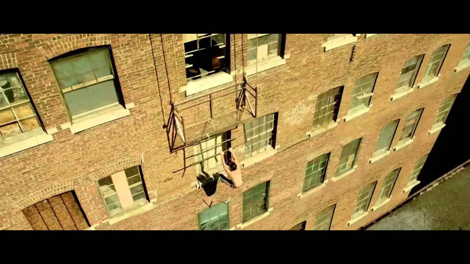 Відео до фільму 13-й район: Цегляні маєтки | BRICK MANSIONS - Bande Annonce VF